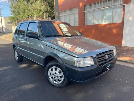 FIAT UNO 1.0 MPI MILLE WAY ECONOMY 8V FLEX 4P MANUAL FIAT UNO 1.0 MPI MILLE WAY ECONOMY 8V FLEX 4P MANUAL